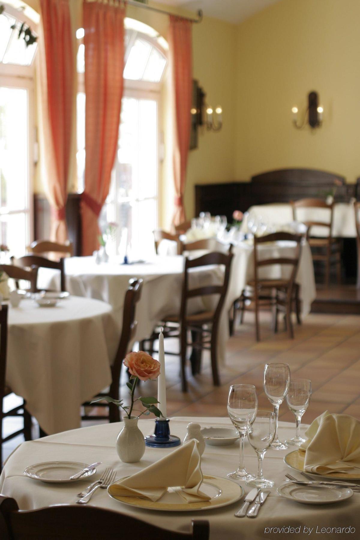 Hotel Landhaus Milser Duisbourg Restaurant photo