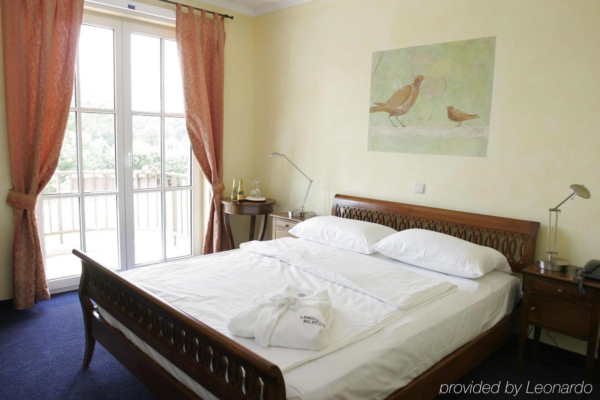 Hotel Landhaus Milser Duisbourg Extérieur photo